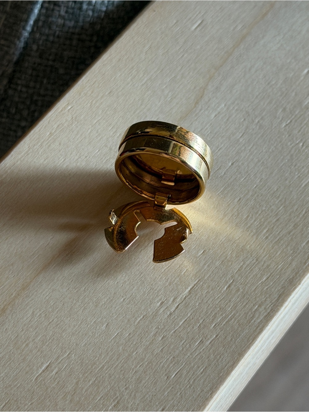 button cover with clip Cap - Gold Color